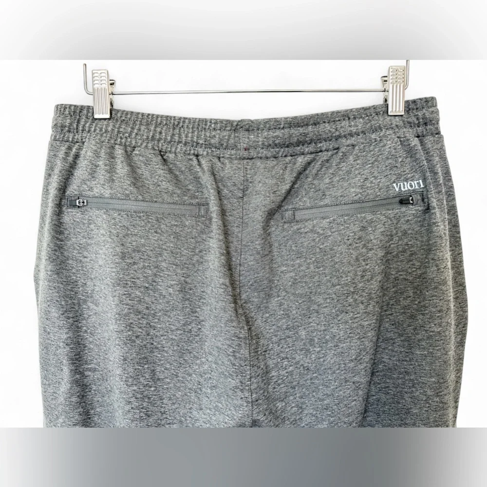 Vuori Men’s Sunday Performance Gray Jogger Pants - Size Large